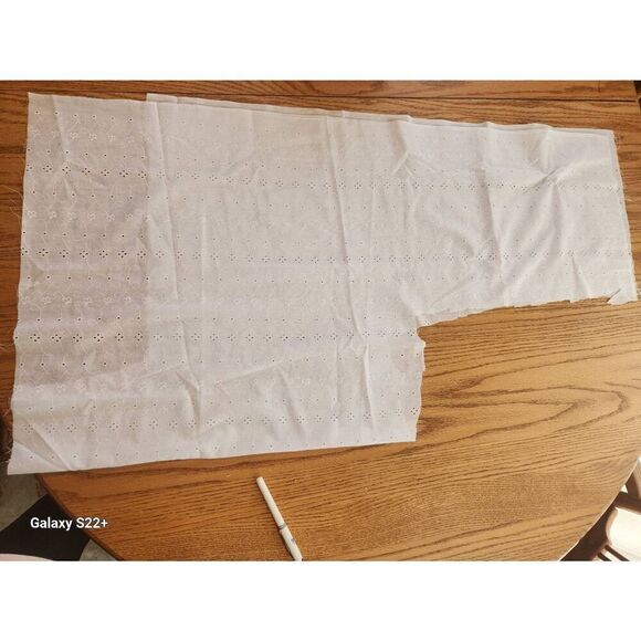 Three fabrics. pink Paris, eyelet, purple pattern - Picture 5 of 9